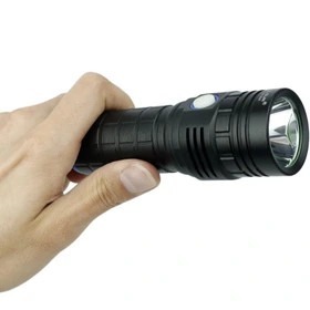 چراغ قوه دستی اسمال سان مدل ZY-E20 با نور LED و شدت ۲۰۰ لومن